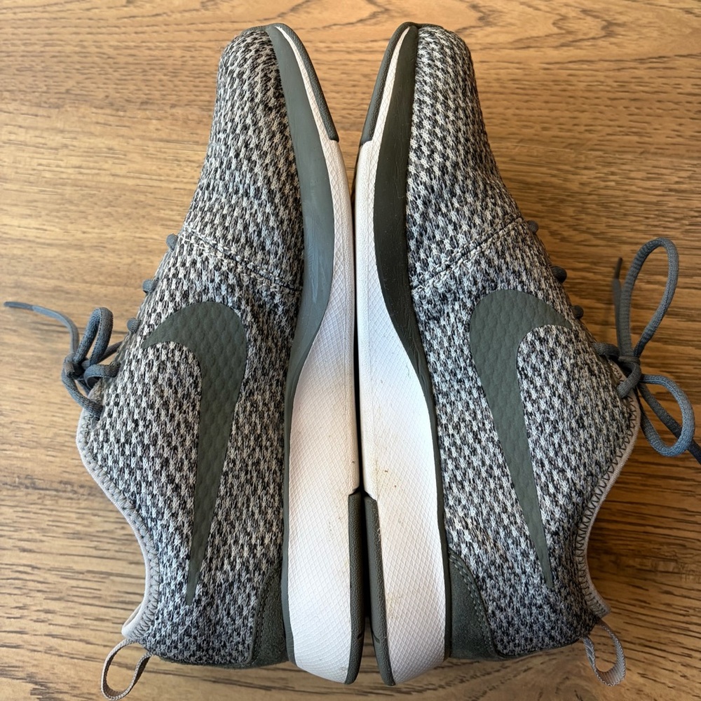 Nike Dualtone Racer Shoes - Picture 7 of 9